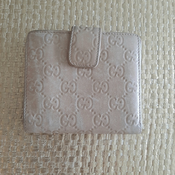 Authentic Gucci Wallet - Picture 3 of 8